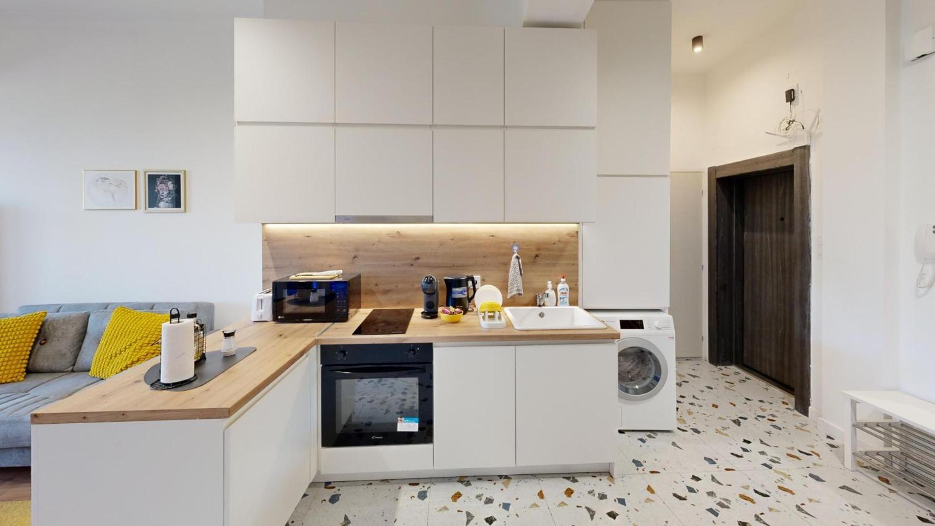 Modern City Stay Apartment 4 Min Walk From Alexander Nevski София Екстериор снимка