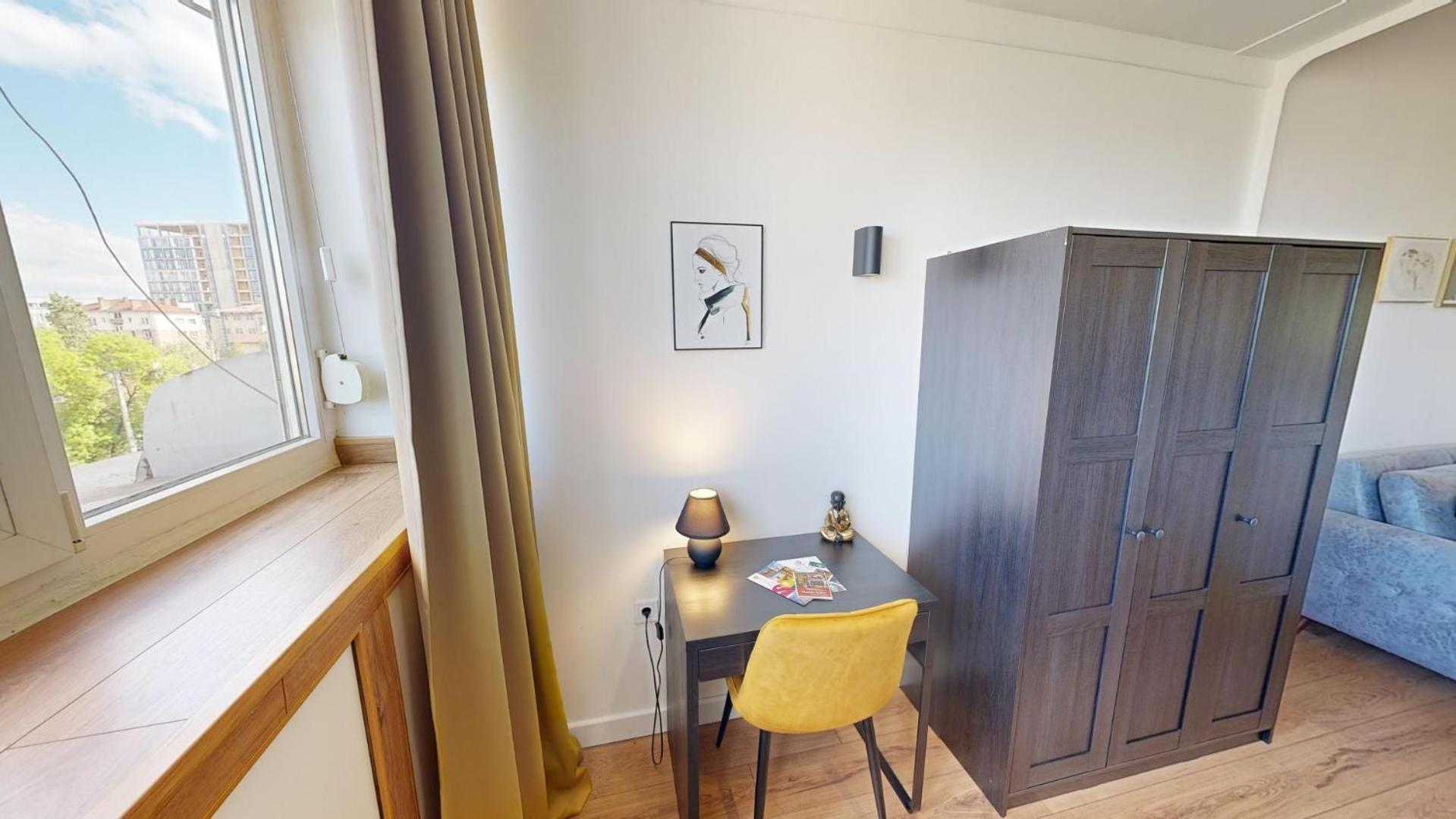 Modern City Stay Apartment 4 Min Walk From Alexander Nevski София Екстериор снимка