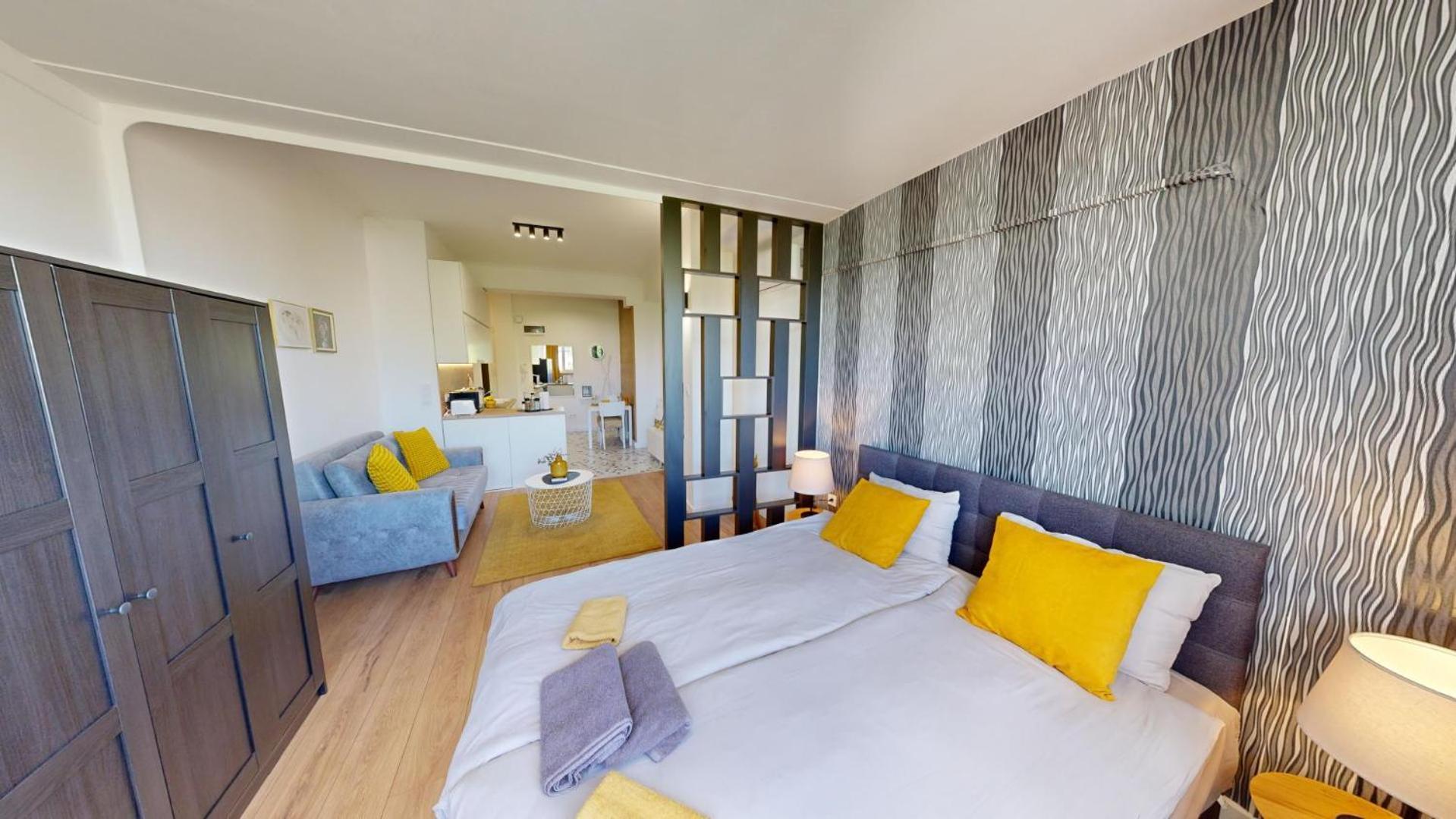 Modern City Stay Apartment 4 Min Walk From Alexander Nevski София Екстериор снимка
