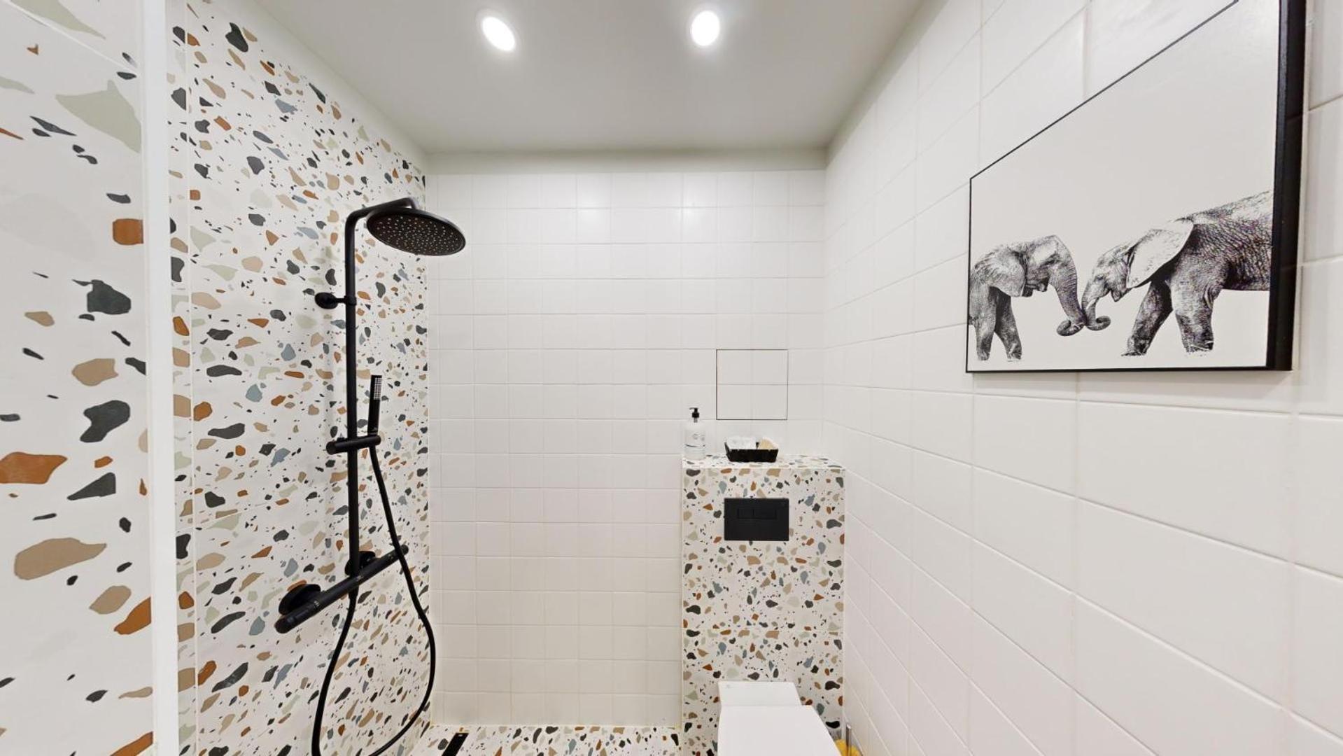 Modern City Stay Apartment 4 Min Walk From Alexander Nevski София Екстериор снимка